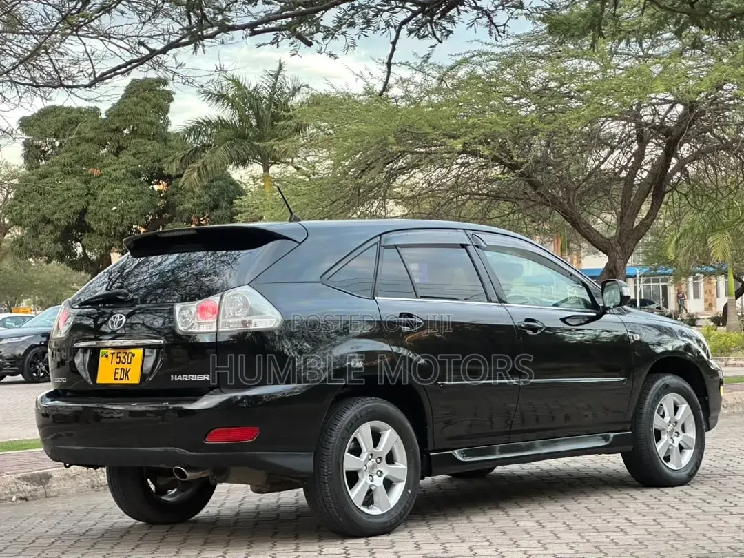 Toyota Harrier 2006 Black