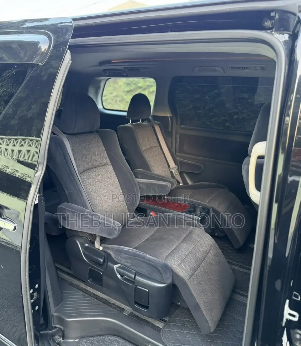 Toyota Alphard 2.4 Petrol AWD 2009 Black