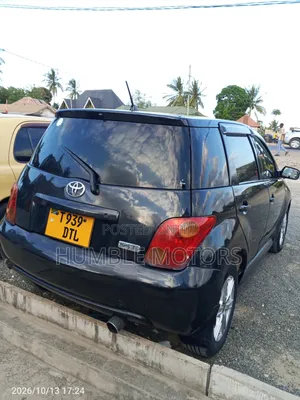 Toyota IST 2004 Black