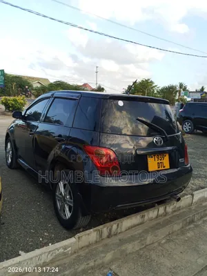 Toyota IST 2004 Black
