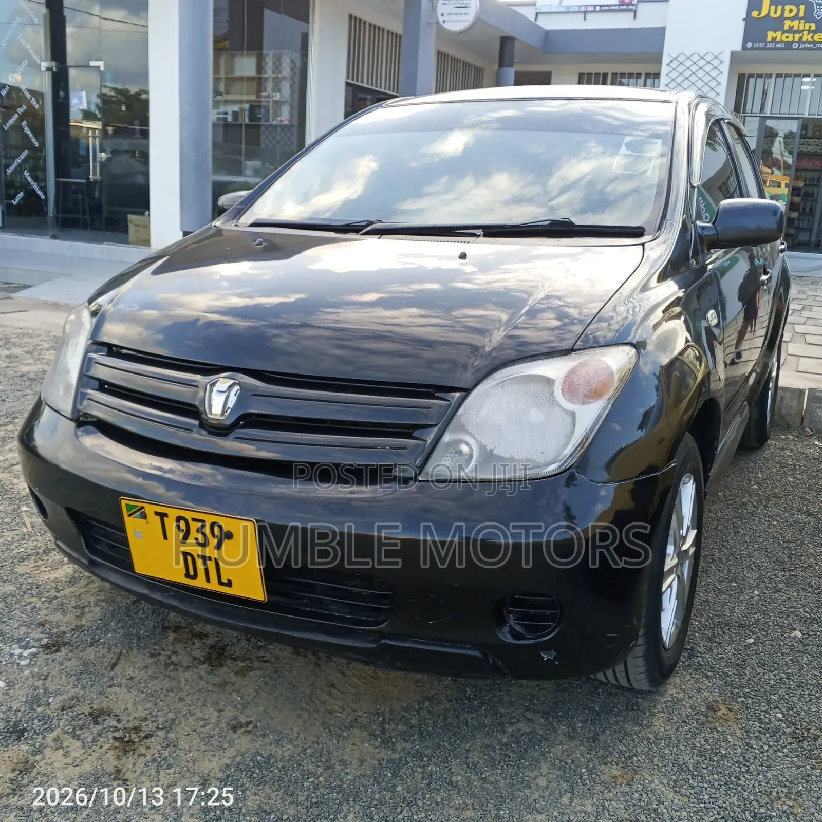 Toyota IST 2004 Black