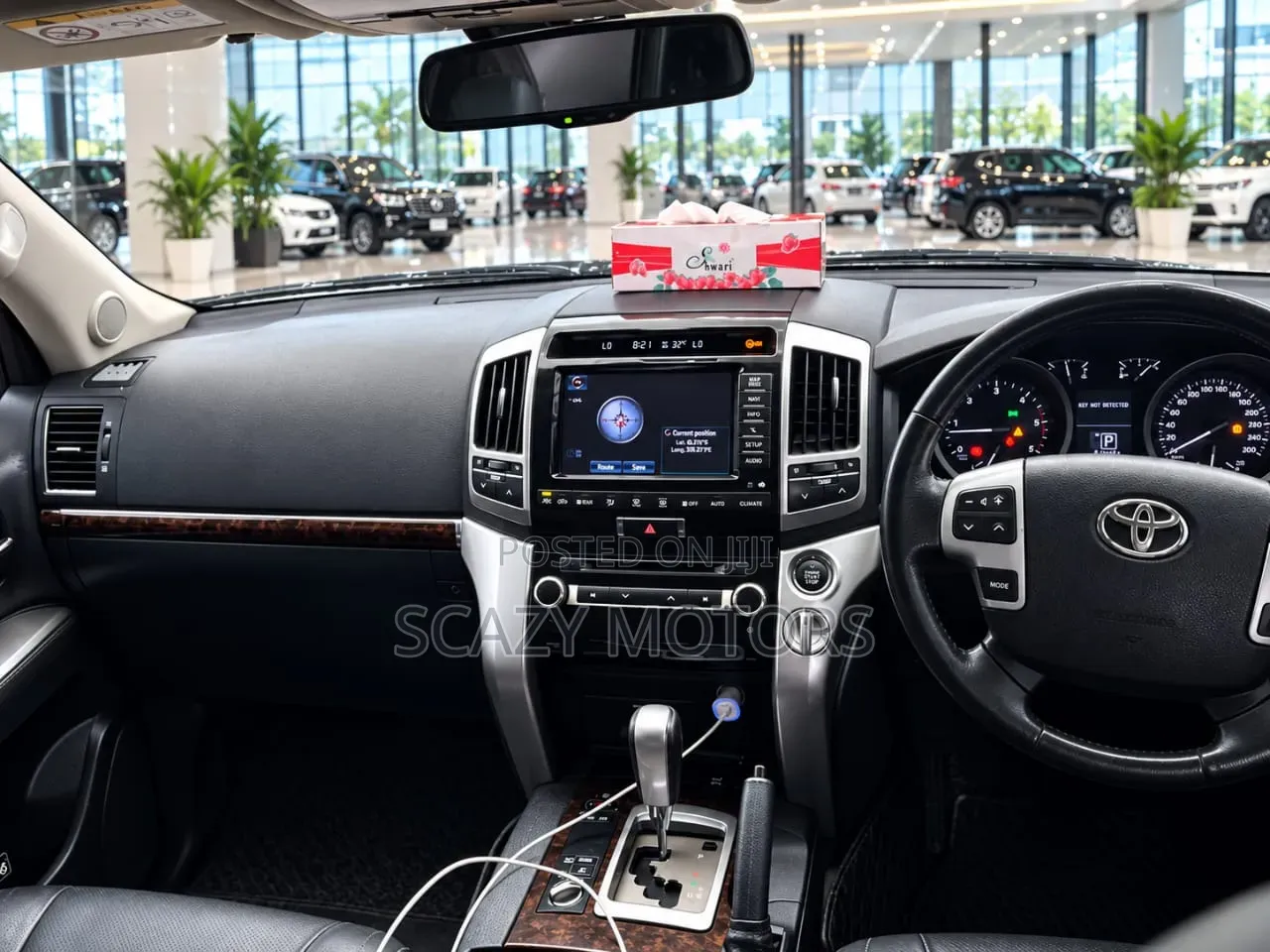 Toyota Land Cruiser 2015 White