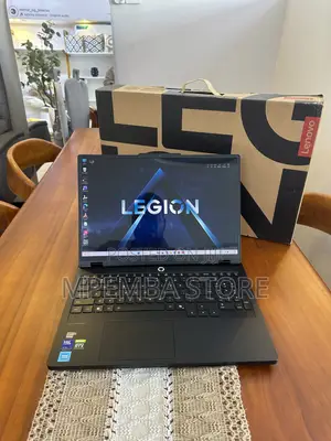 New Laptop Lenovo Legion 5i 32GB Intel Core Ultra 9 SSD 1T