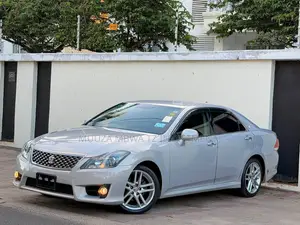 Toyota Crown 2011 Silver