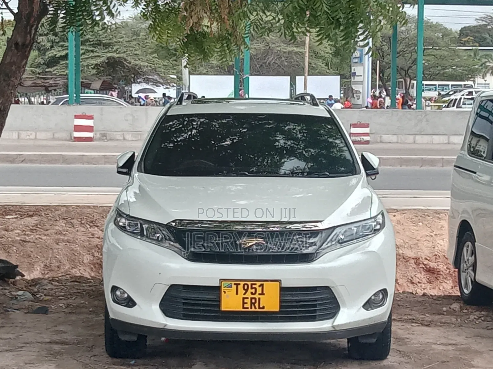 Toyota Harrier 2015 White
