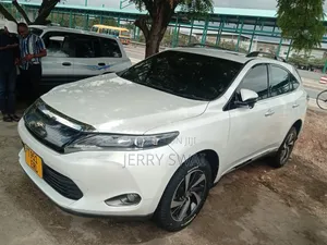 Toyota Harrier 2015 White