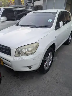 Toyota RAV4 2005 White