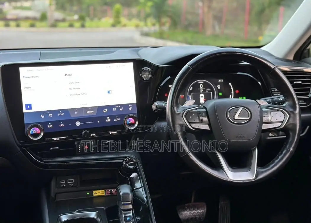 Lexus NX 2022 Gray
