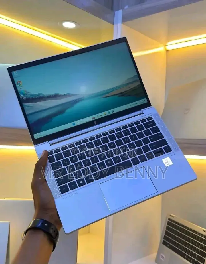 Laptop HP EliteBook 830 G7 8GB Intel Core i7 SSD 256GB