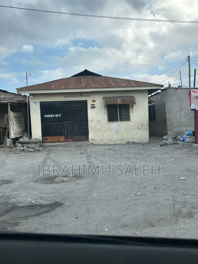 Furnished 5bdrm House in Mwananyamala for sale