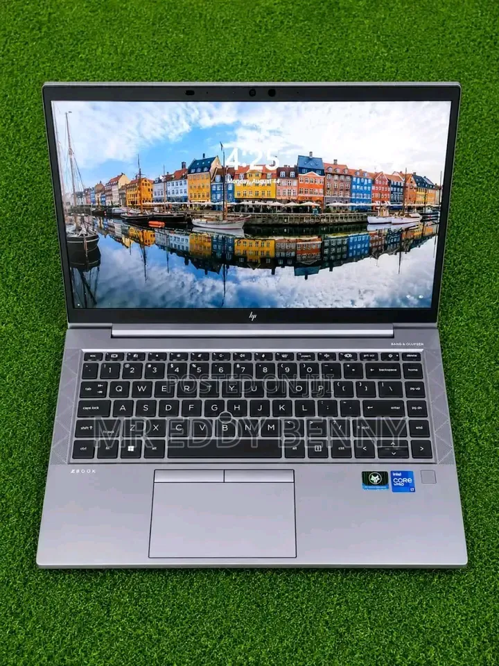 Laptop HP ZBook Firefly G8 16GB Intel Core i5 SSD 256GB