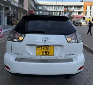 Toyota Harrier 2009 White
