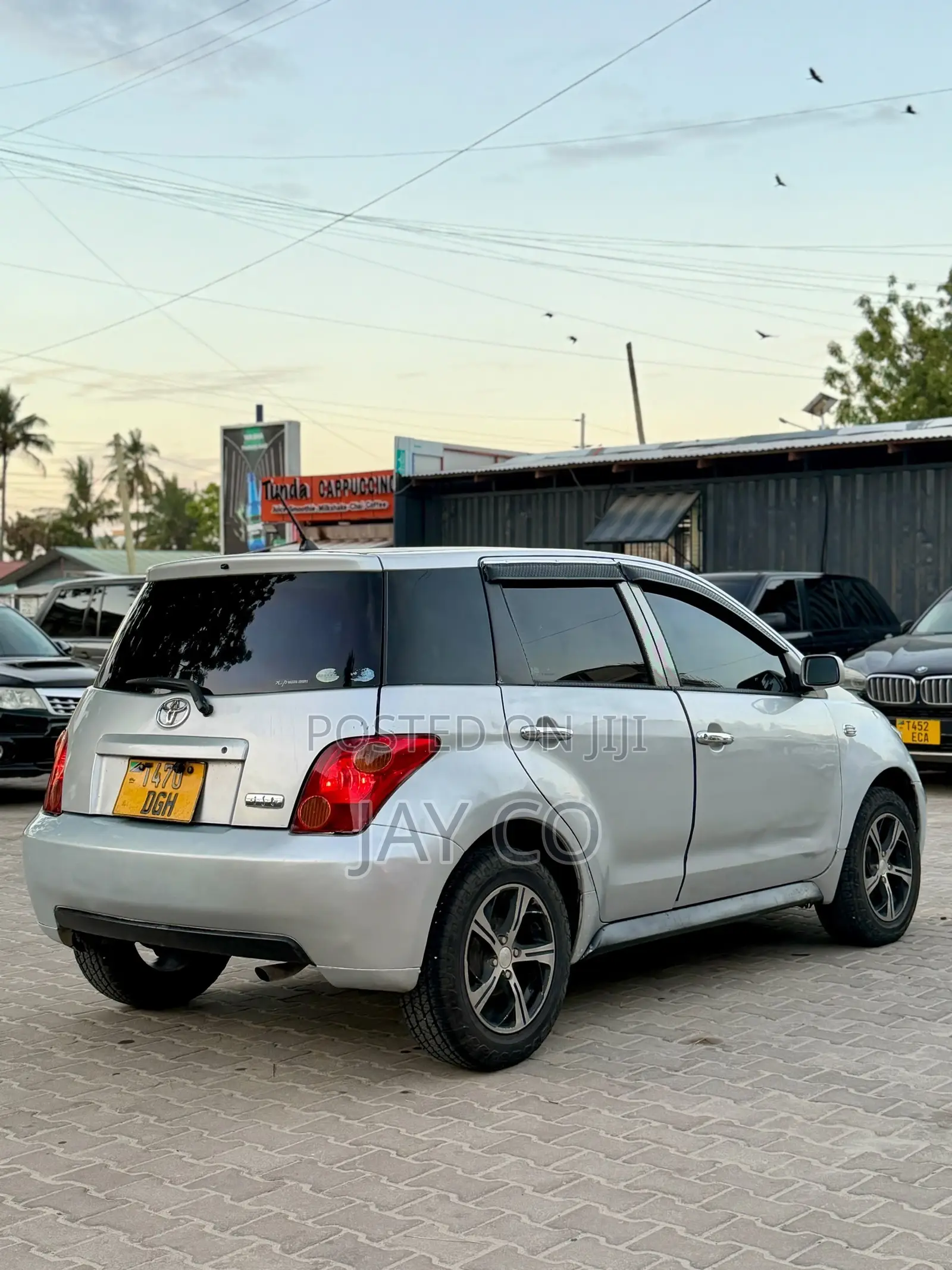 Toyota IST 2004 Silver