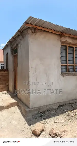 Kiwanja Cha Biashara & Makazi Linauzwa – Hombolo Bwawani, Dodoma