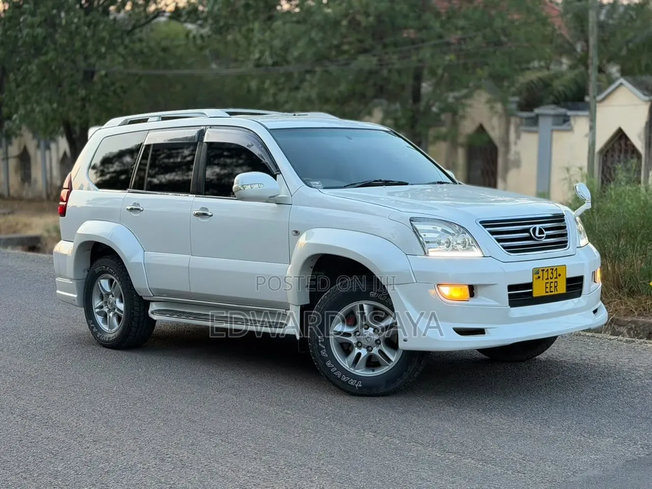 Toyota Land Cruiser Prado 2004 White