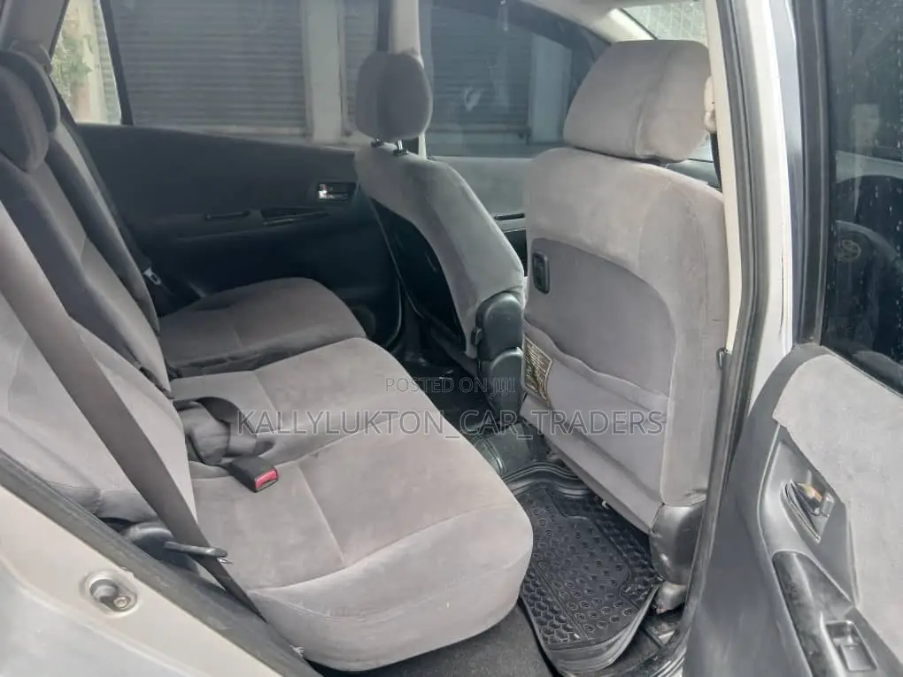 Toyota Corolla Spacio 2003 Silver