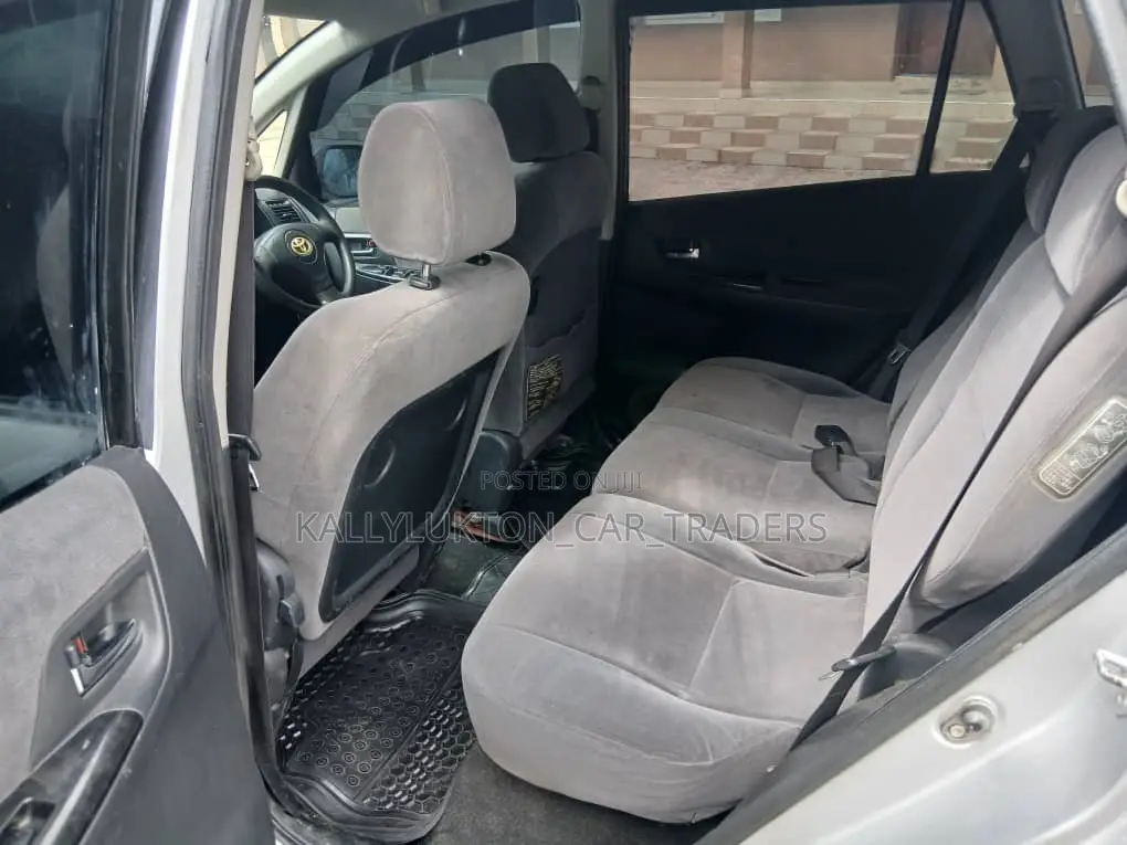 Toyota Corolla Spacio 2003 Silver