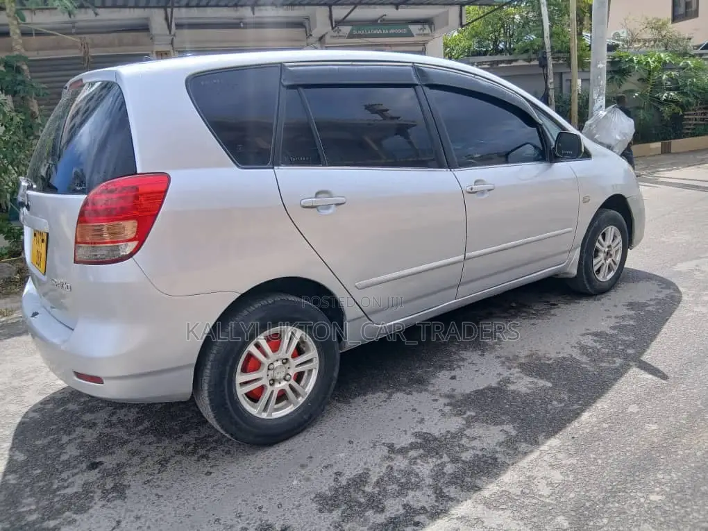 Toyota Corolla Spacio 2003 Silver