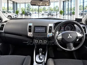Mitsubishi Outlander 2012 Black