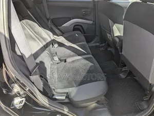 Mitsubishi Outlander 2012 Black