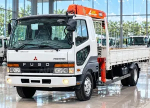 Mitsubishi FUSO Fighter Crane