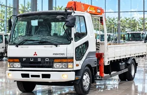 Mitsubishi FUSO Fighter Crane