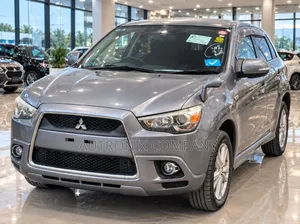 Mitsubishi RVR 2.0 2012 Gray