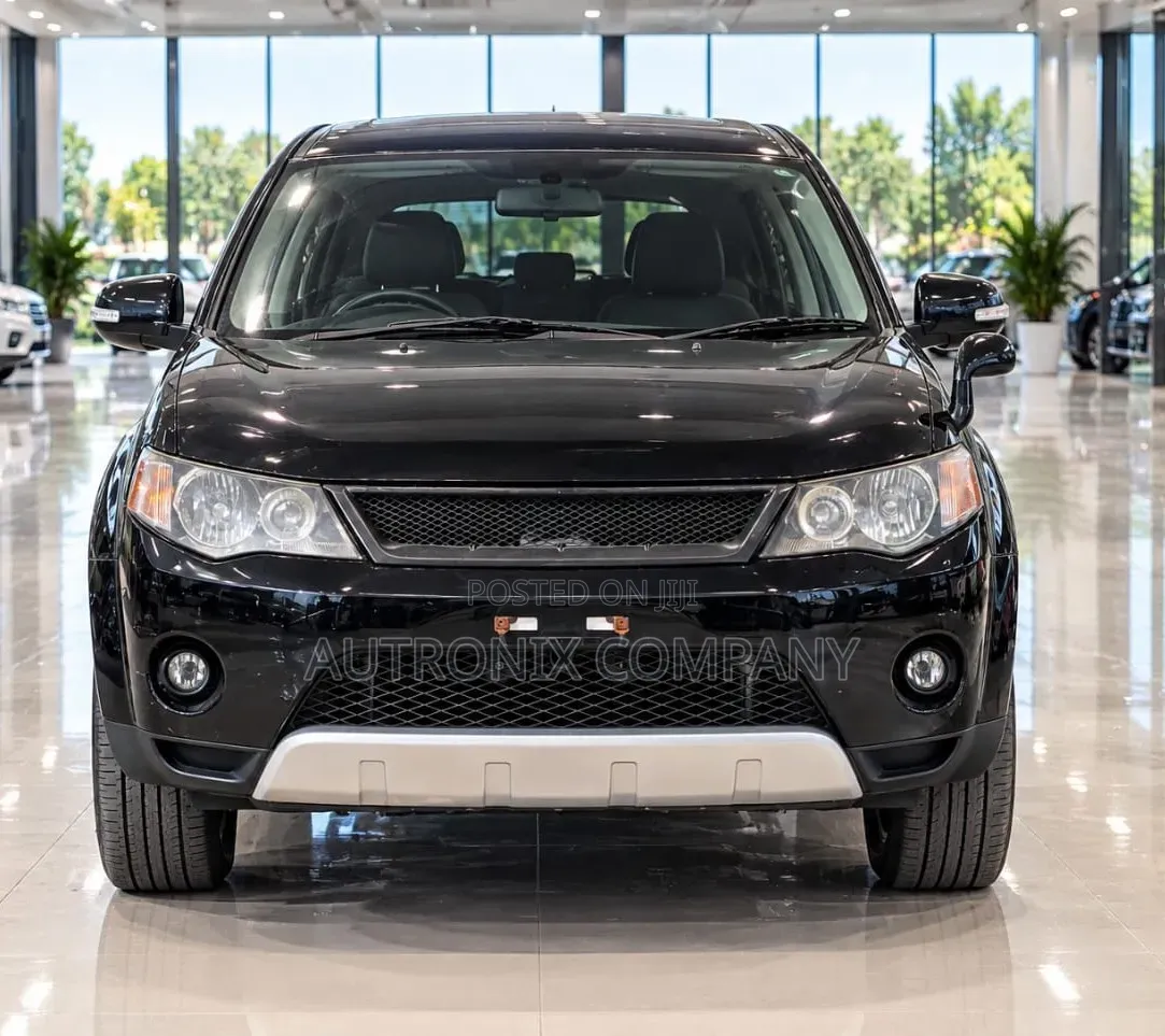 Mitsubishi Outlander 2012 Black
