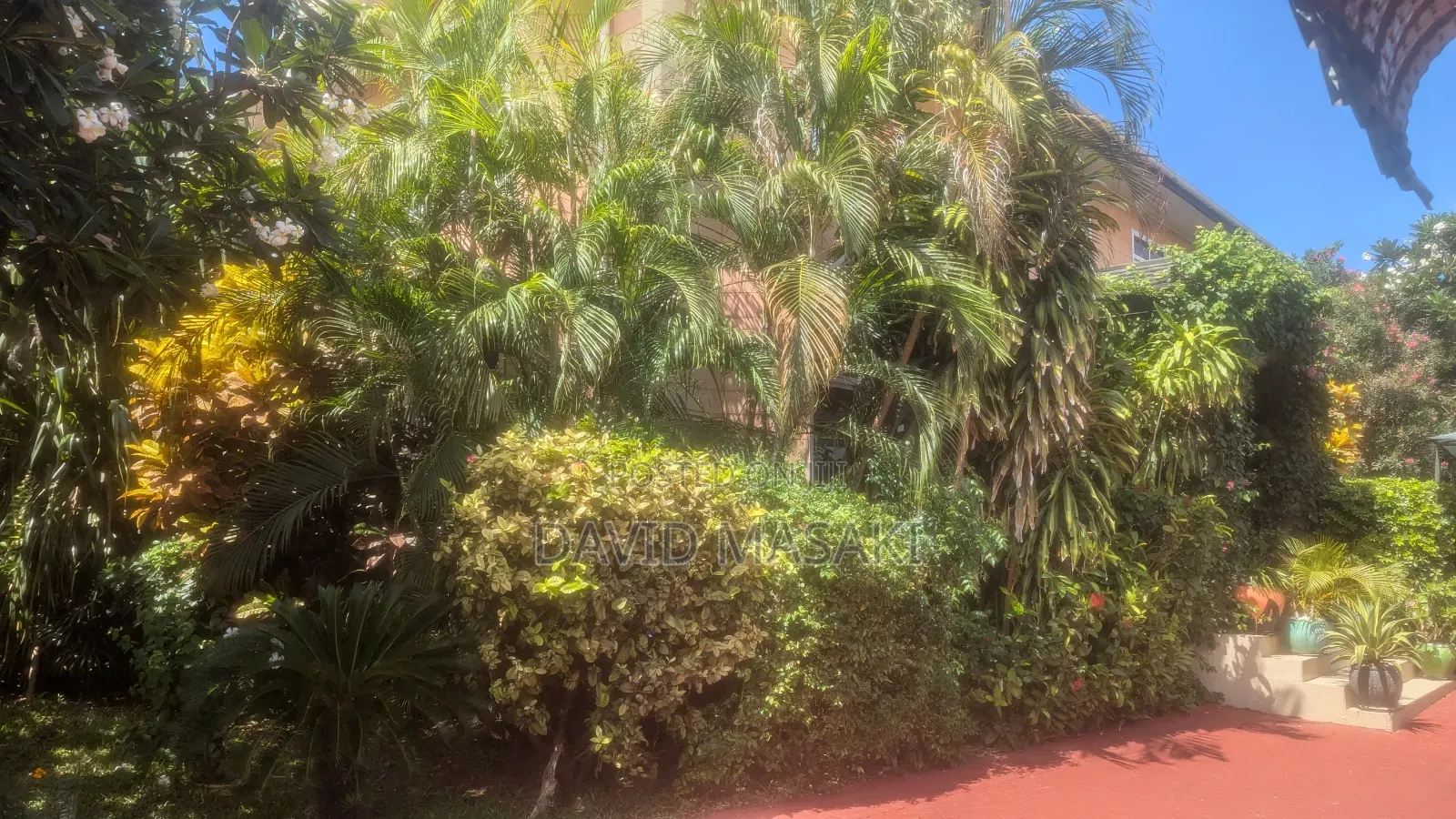 Furnished 2bdrm Apartment in Lussh Green Home, Oyster Bay for rent