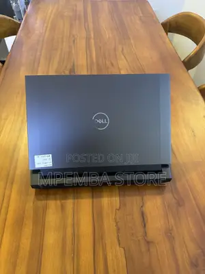 Laptop Dell G15 5520 16GB Intel Core i7 SSD 512GB