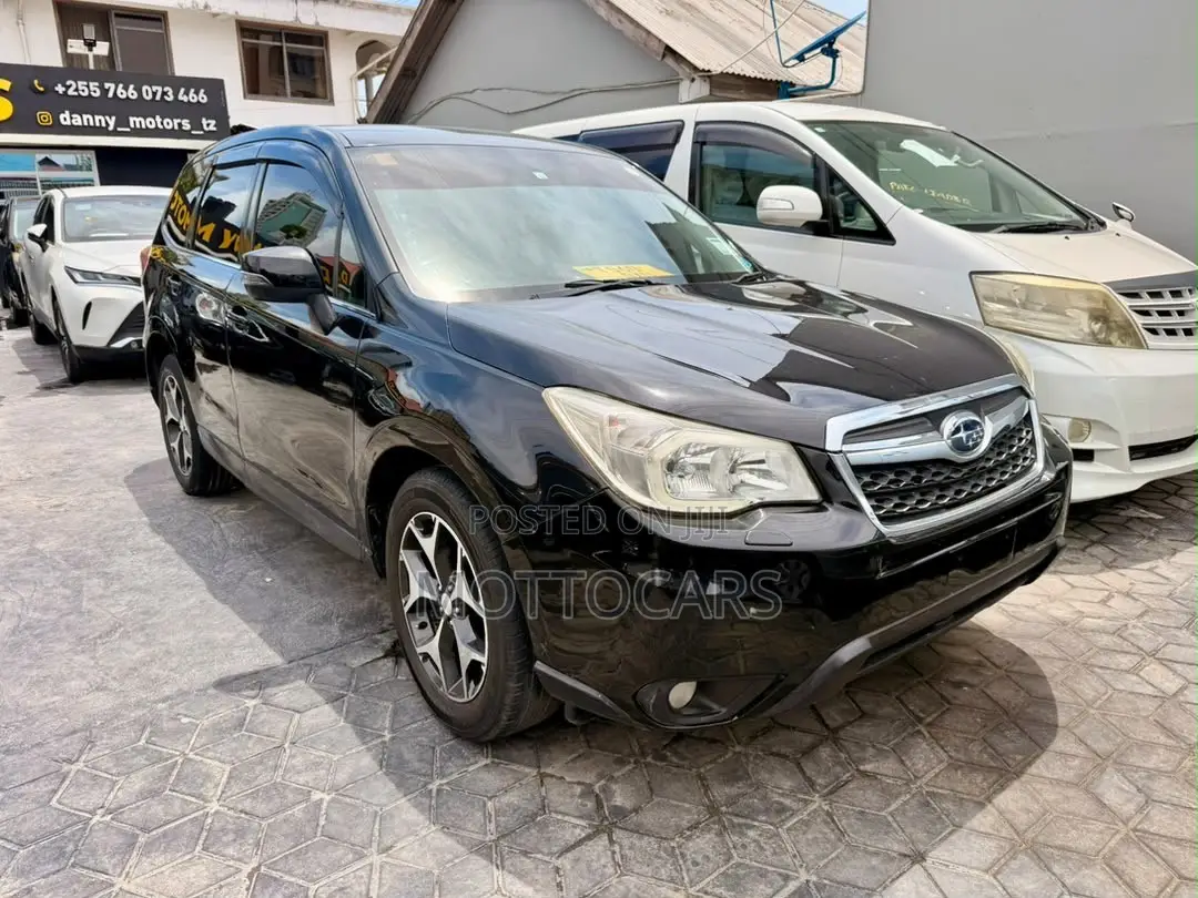 Subaru Forester 2012 Black