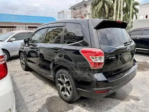 Subaru Forester 2012 Black