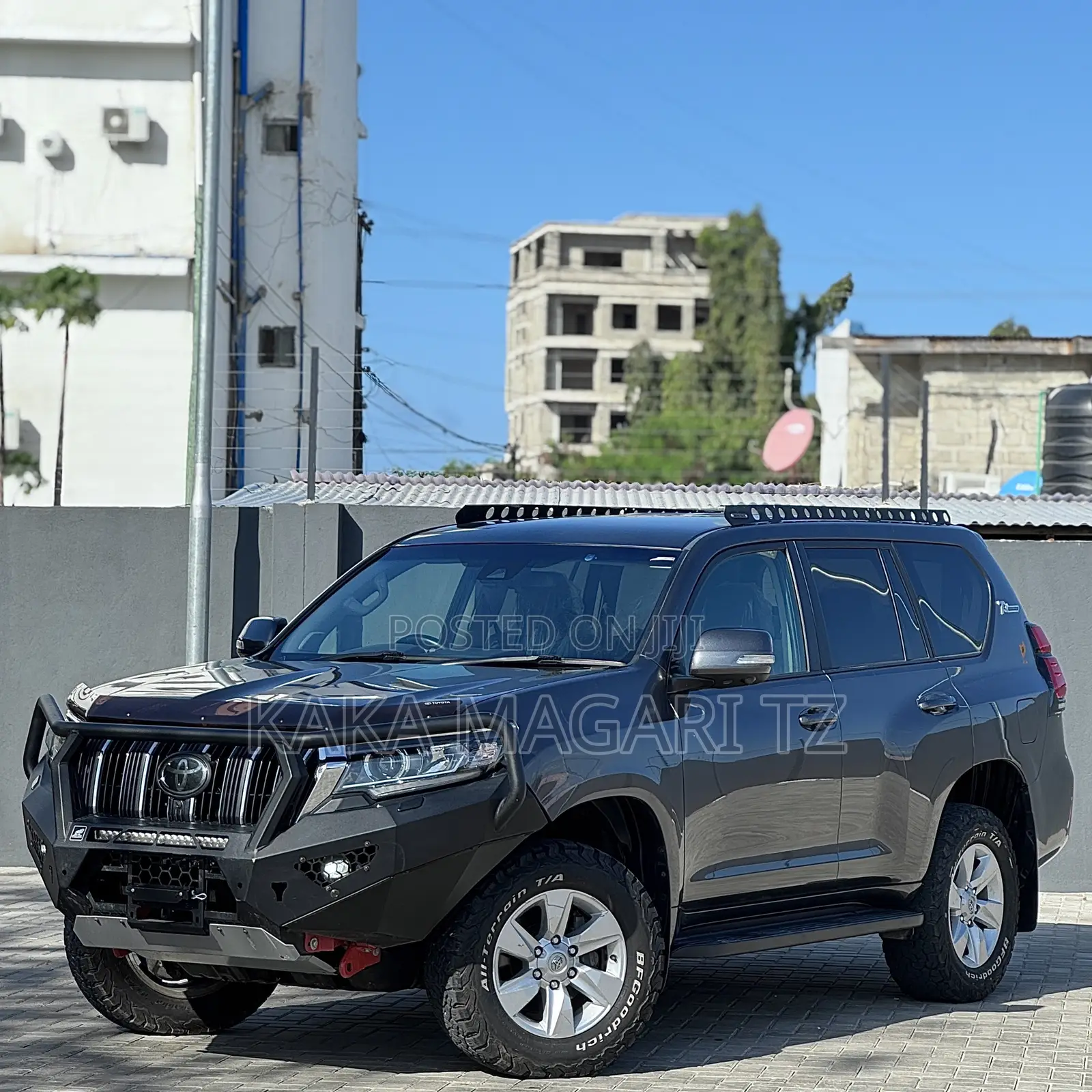 New Toyota Land Cruiser 2023 Gray