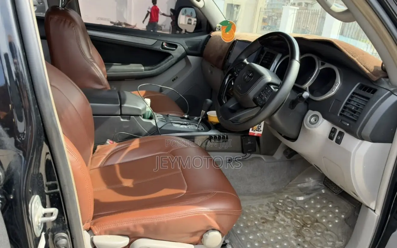 Toyota Hilux Surf 2007 Black