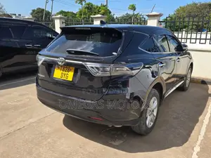 Toyota Harrier 2.0 4WD 2015 Black