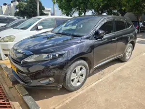 Toyota Harrier 2.0 4WD 2015 Black