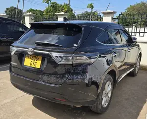 Toyota Harrier 2.0 4WD 2015 Black