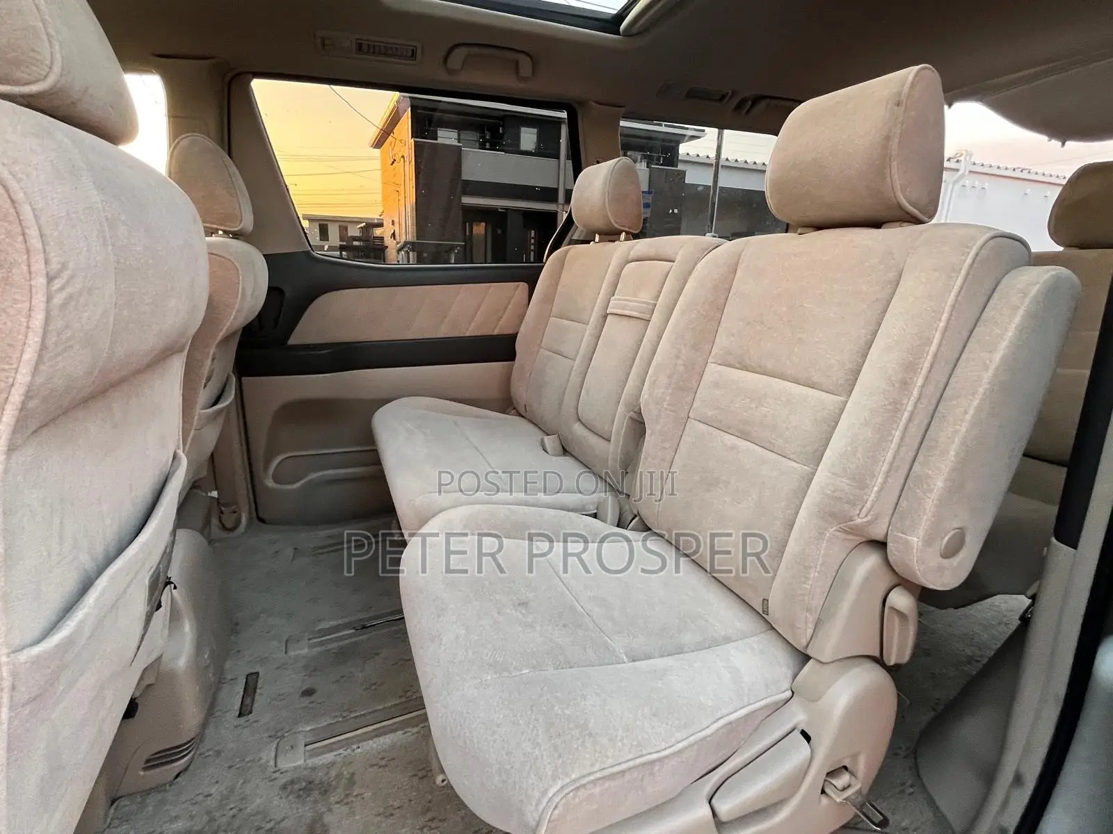 Toyota Alphard 2.4 Petrol AWD 2002 Silver