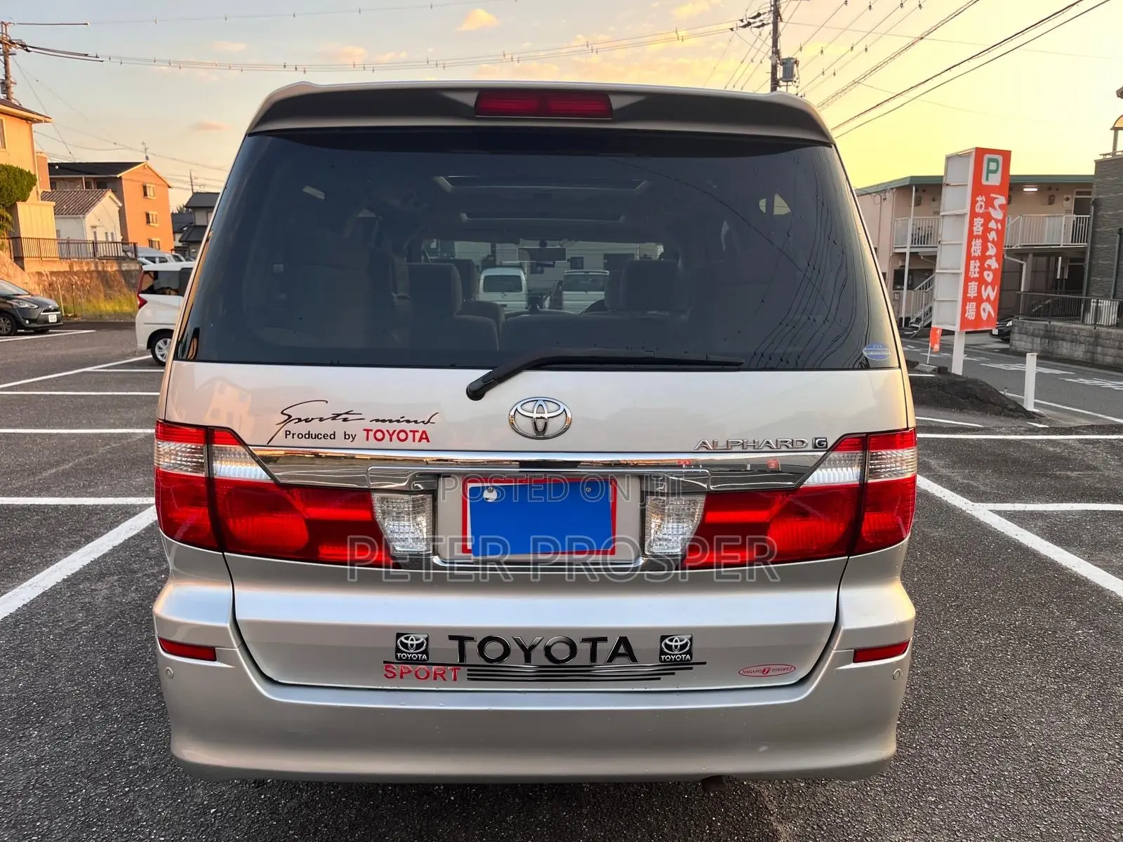Toyota Alphard 2.4 Petrol AWD 2002 Silver