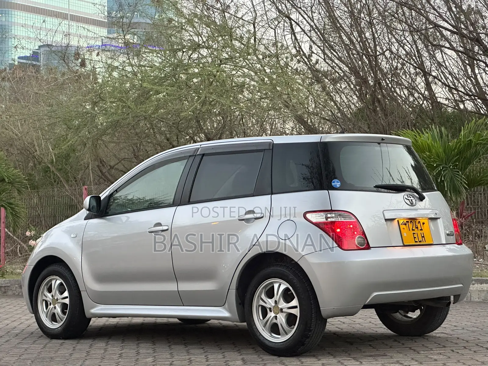 Toyota IST 2005 Silver