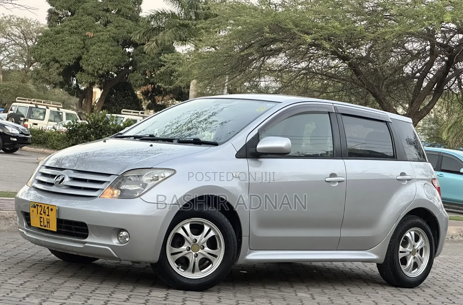Toyota IST 2005 Silver