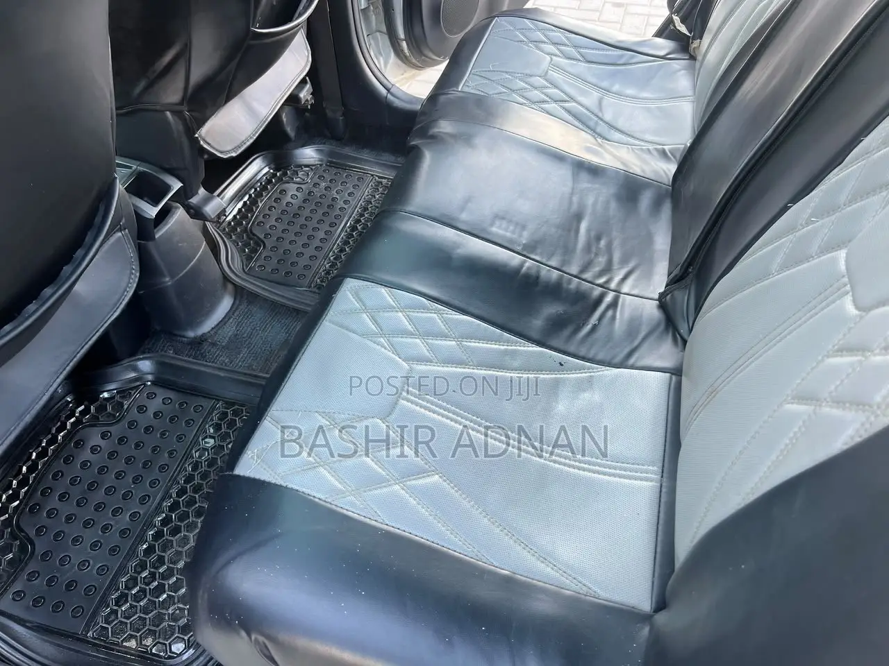 Toyota Ractis 1.5 FWD 2006 Silver