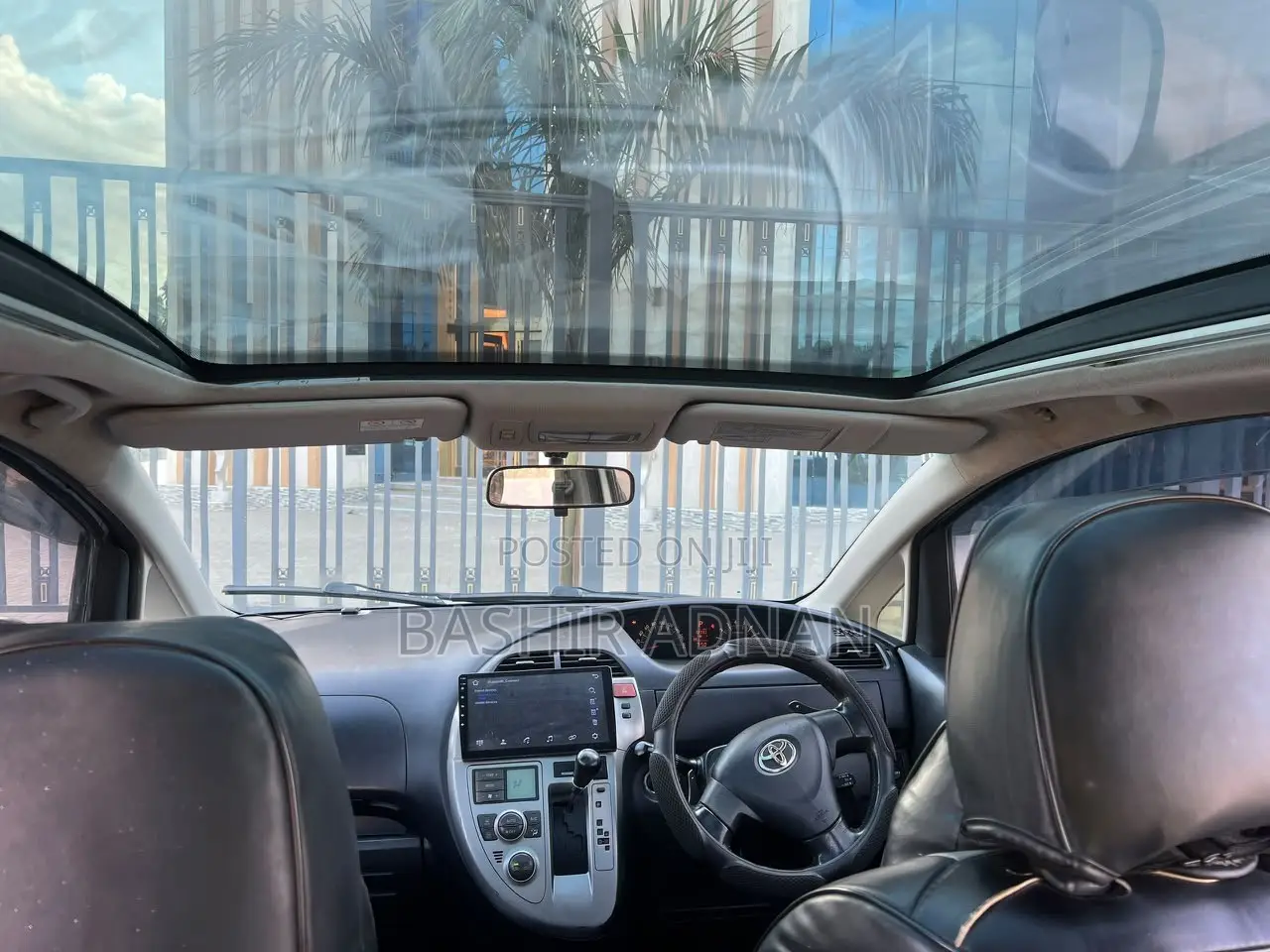 Toyota Ractis 1.5 FWD 2006 Silver