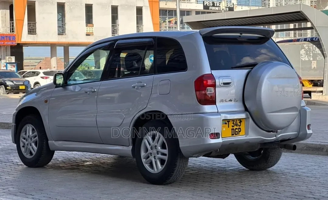 Toyota RAV4 Automatic 2003 Silver