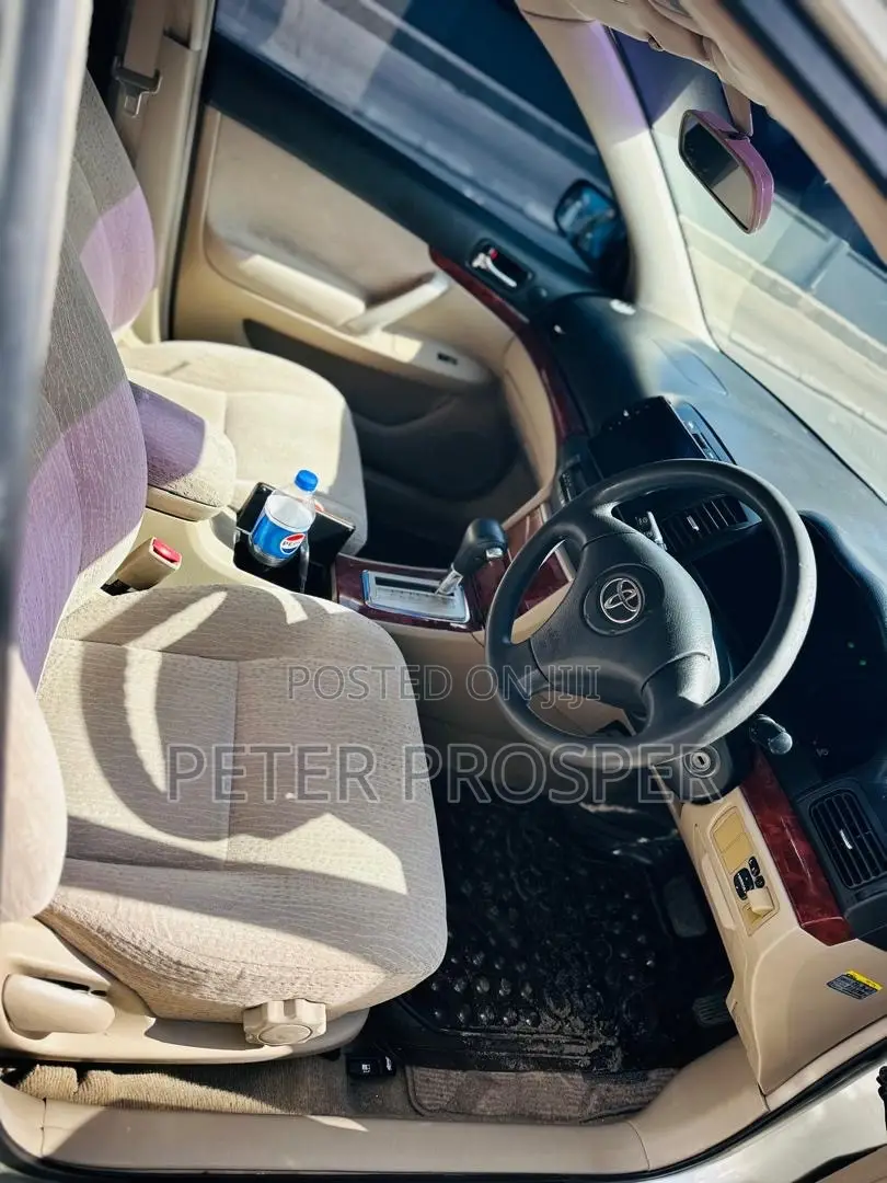 Toyota Premio 2004 Silver