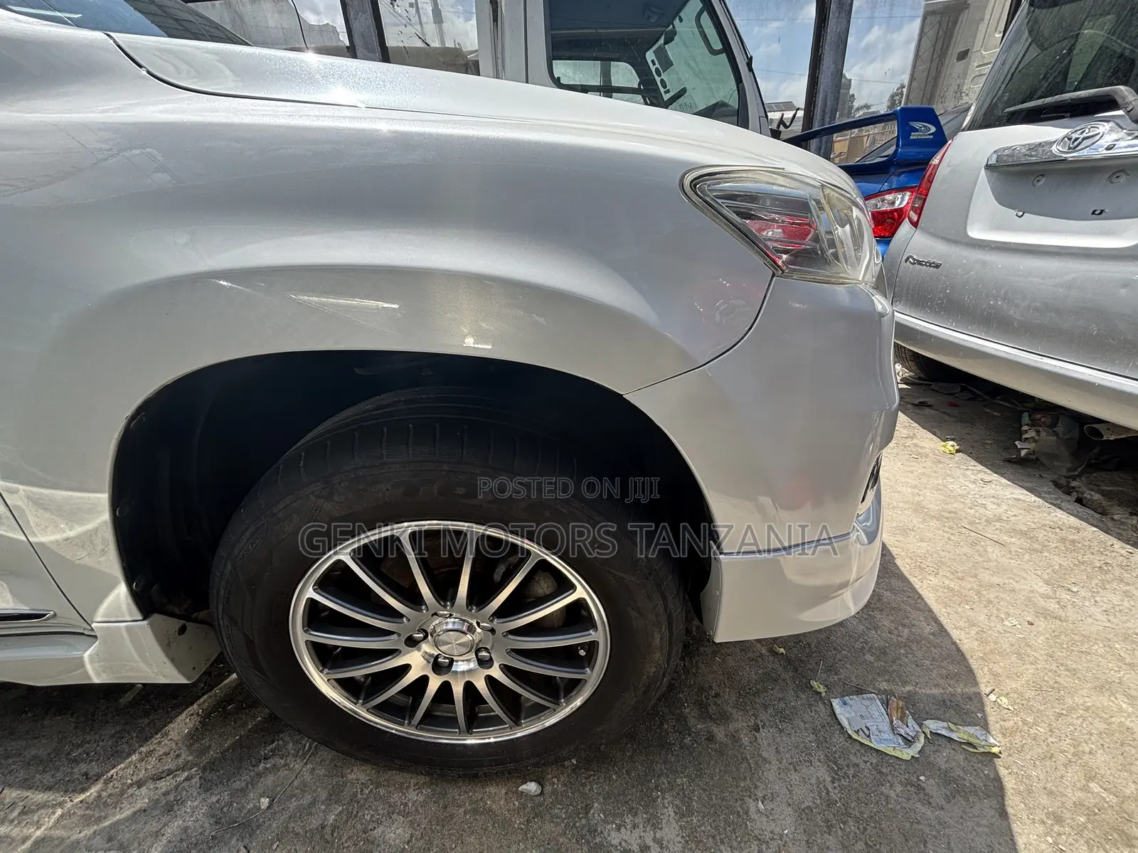 Toyota Vanguard 2010 Pearl