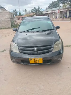 Toyota IST 2006 Black