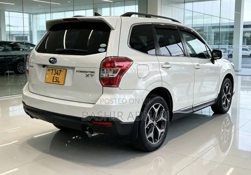 Subaru Forester 2.0XT Premium 4dr SUV AWD (2.0L 4cyl Turbo CVT) 2014