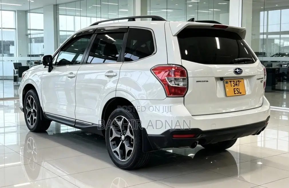 Subaru Forester 2.0XT Premium 4dr SUV AWD (2.0L 4cyl Turbo CVT) 2014