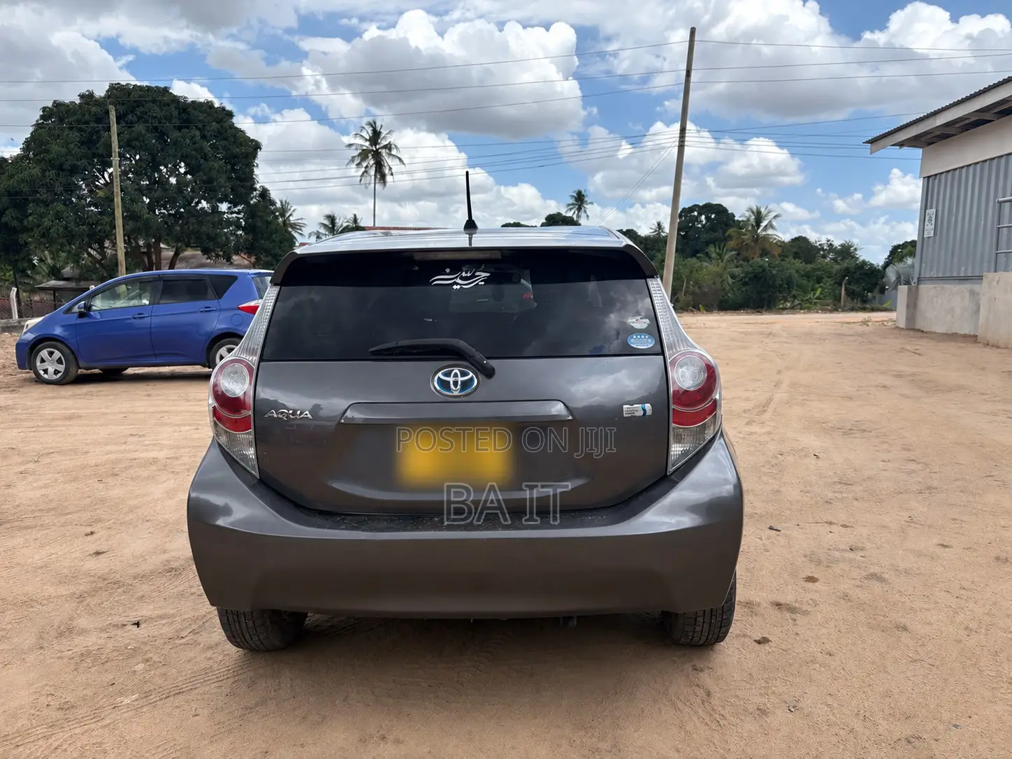 Toyota Aqua 2012 Gray